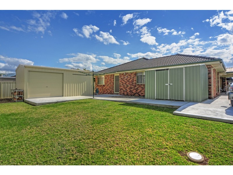 11 Carrington Park Drive, Nowra NSW 2541