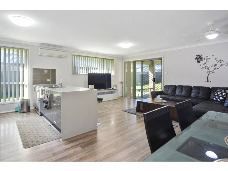 27 Bowerbird Street, South Nowra NSW 2541