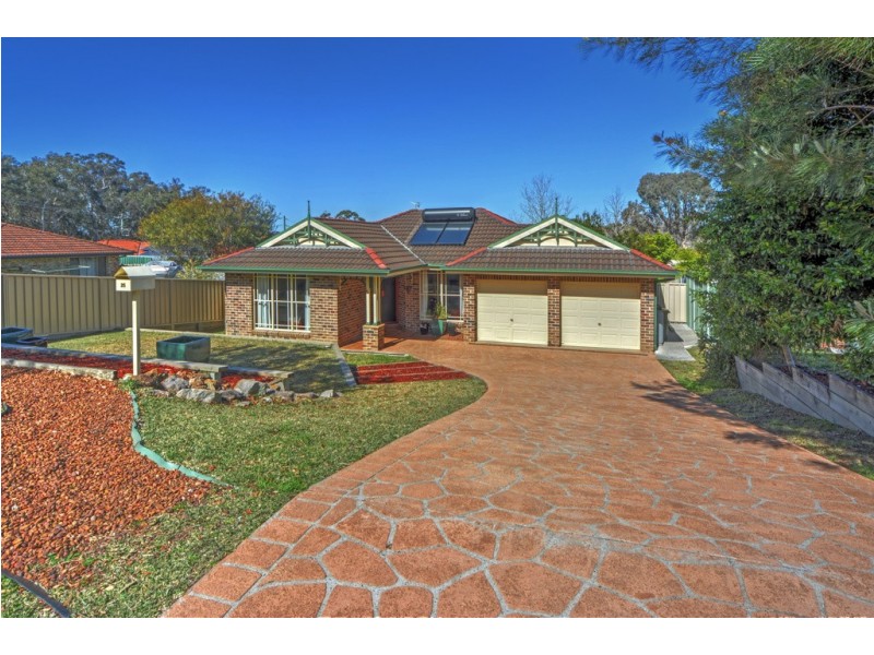 25 Lydon Crescent, West Nowra NSW 2541