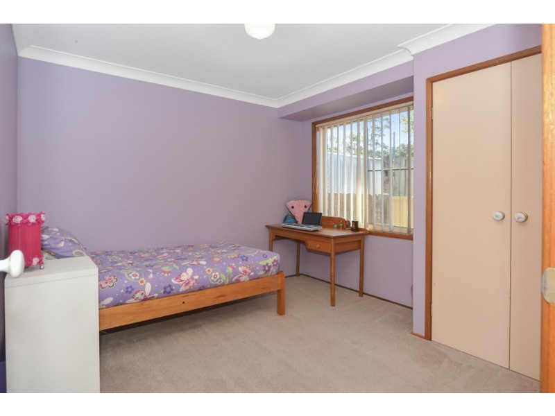 25 Lydon Crescent, West Nowra NSW 2541