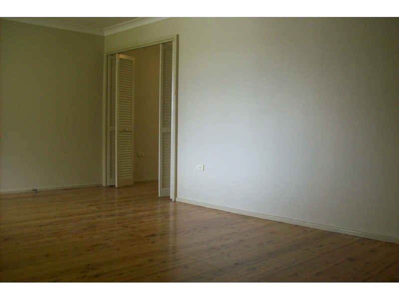 32 Salisbury Drive, Nowra NSW 2541