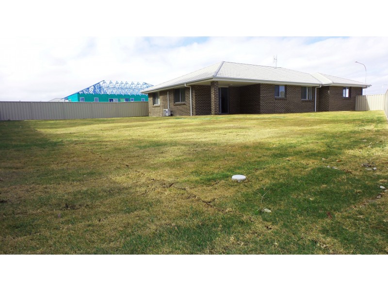 36 Caladenia Crescent, South Nowra NSW 2541
