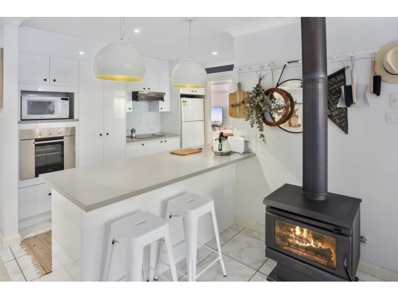 4 Lucas Street, North Nowra NSW 2541