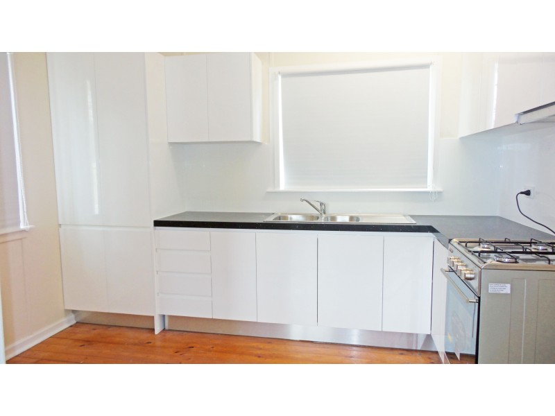 12 Quiberon Street, Nowra NSW 2541