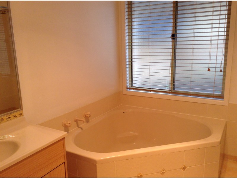 23 Mahogany Place, North Nowra NSW 2541