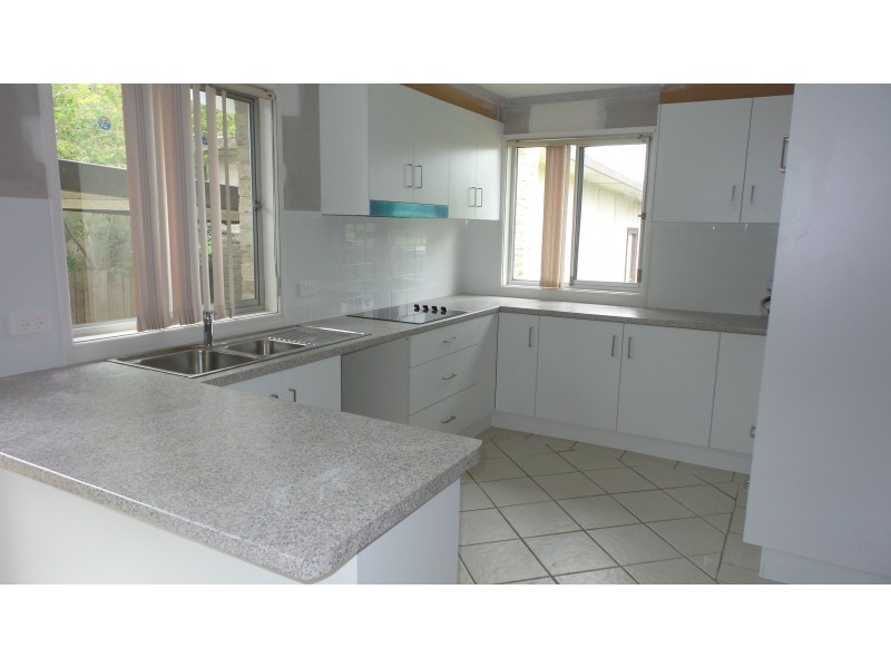 64 Hillcrest Avenue, South Nowra NSW 2541