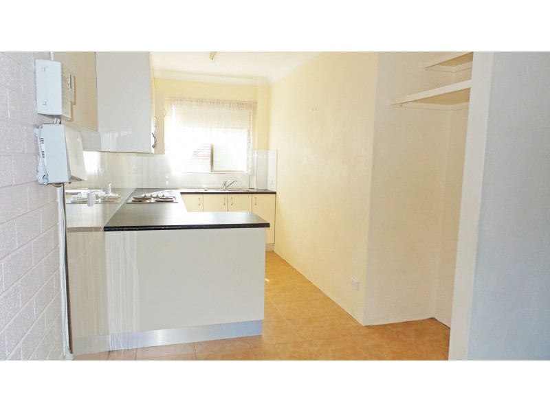 4/104 Douglas Street, Nowra NSW 2541