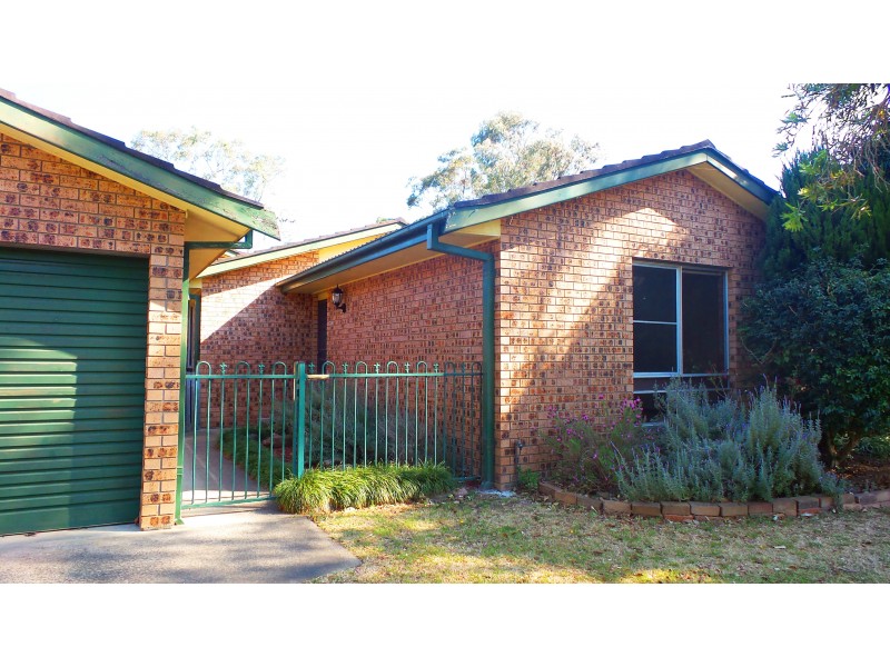 2A Garlin Close, North Nowra NSW 2541
