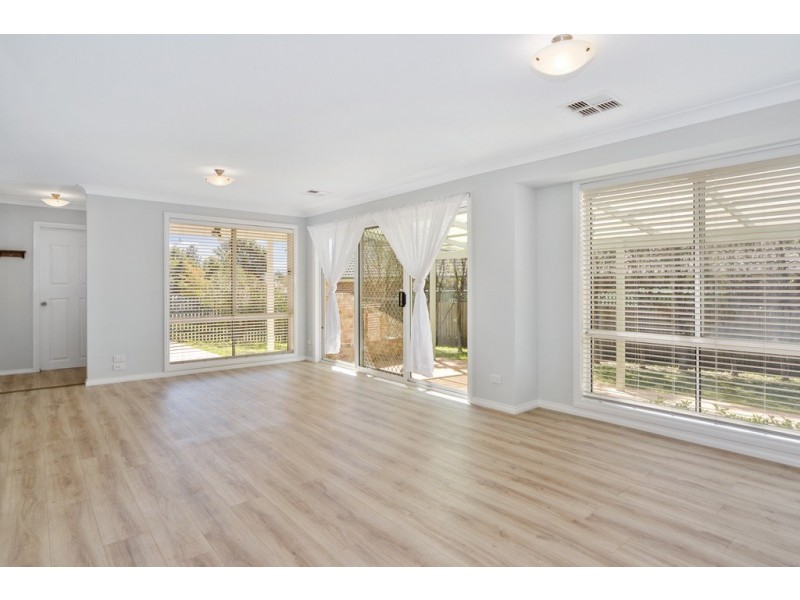 45 Illawarra Circuit, Worrigee NSW 2540