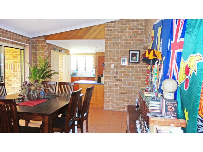 13 Robinia Way, Worrigee NSW 2540