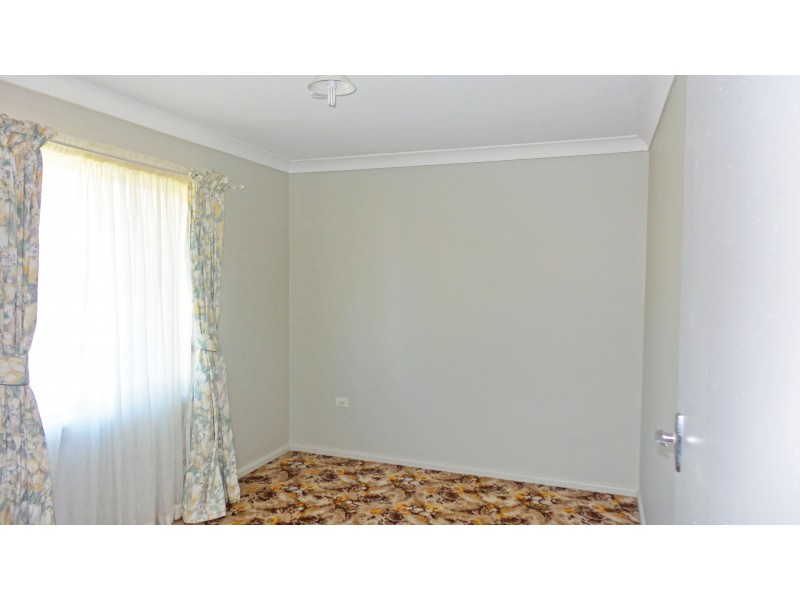 16 Salisbury Drive, Nowra NSW 2541