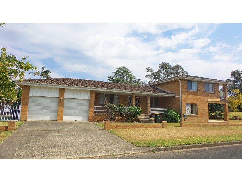 68 Riverview Road, Nowra NSW 2541
