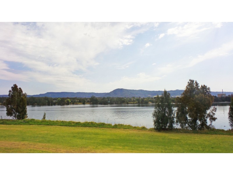 68 Riverview Road, Nowra NSW 2541