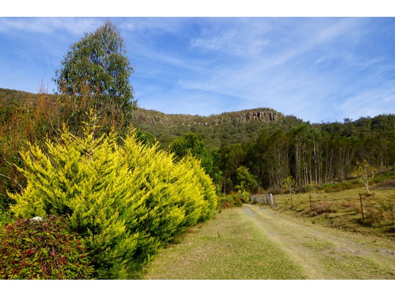 638 Bugong Road, Budgong NSW 2577