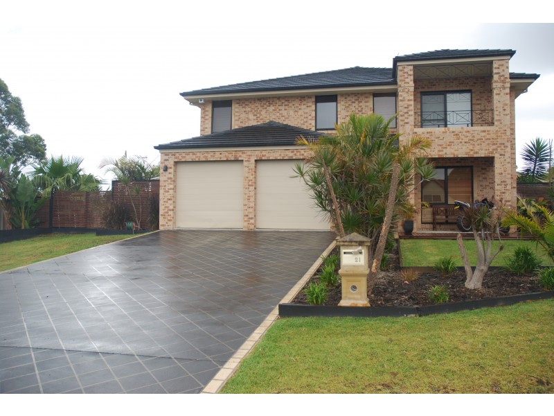 21 Royal Street, Worrigee NSW 2540