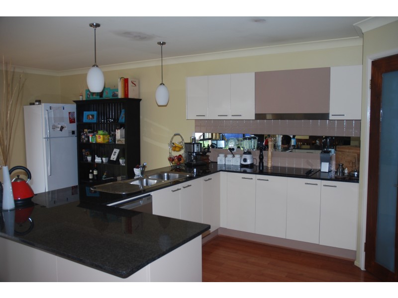 21 Royal Street, Worrigee NSW 2540