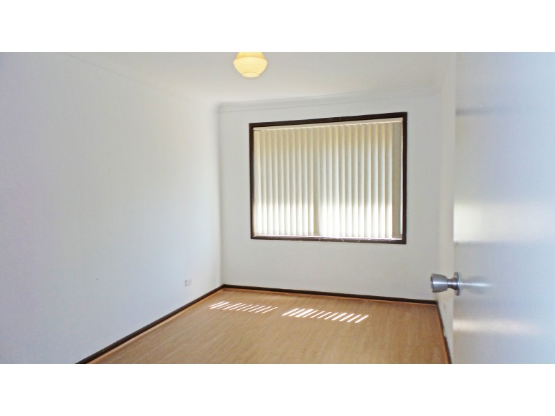 2 Castle Glen, North Nowra NSW 2541