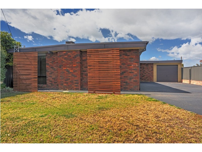 4 Hollands Road, Nowra NSW 2541