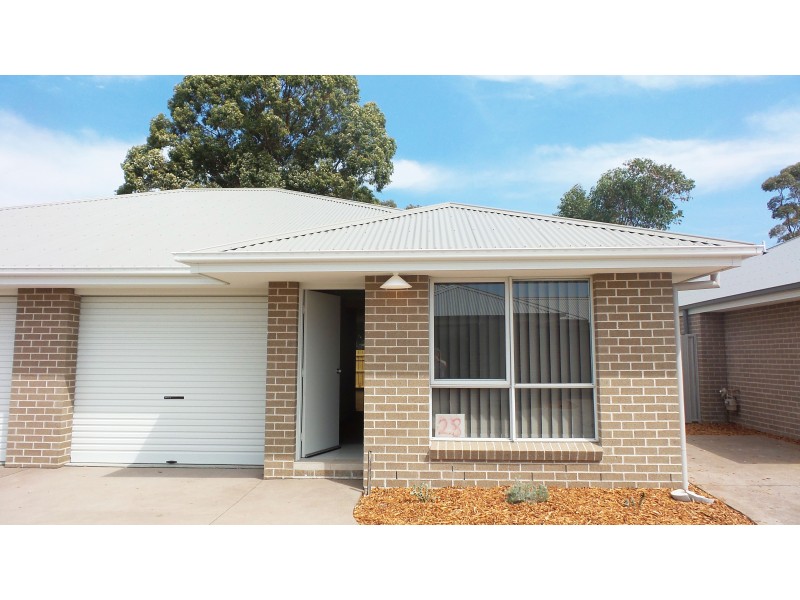 24 Hawthorne Avenue, Nowra NSW 2541