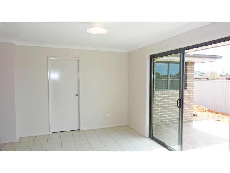 24 Hawthorne Avenue, Nowra NSW 2541