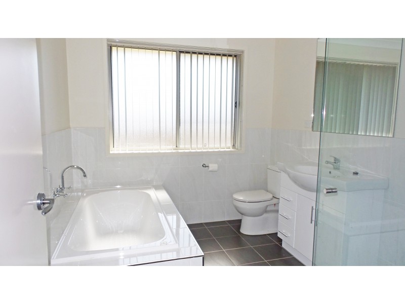 8 Gumnut Way, North Nowra NSW 2541