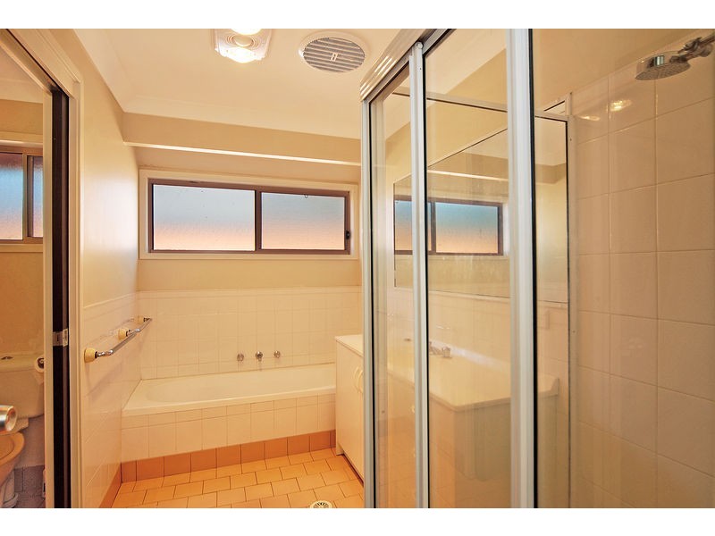 20/33 Lynburn Avenue, Bomaderry NSW 2541