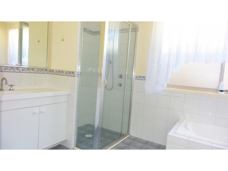 57 Burradoo Crescent, Nowra NSW 2541