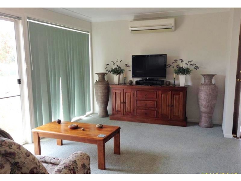 2/19 Wilari Close, Bomaderry NSW 2541