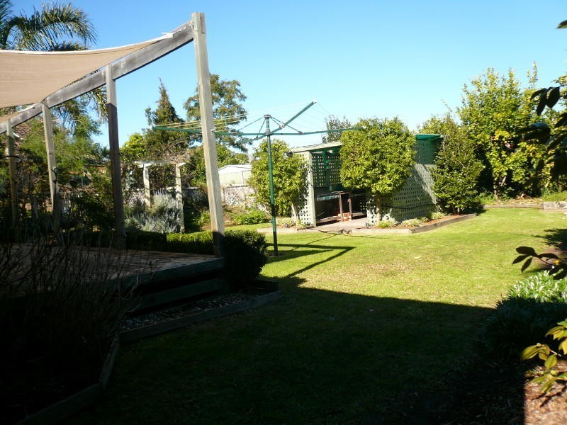 12 Bisdee Place, Nowra NSW 2541
