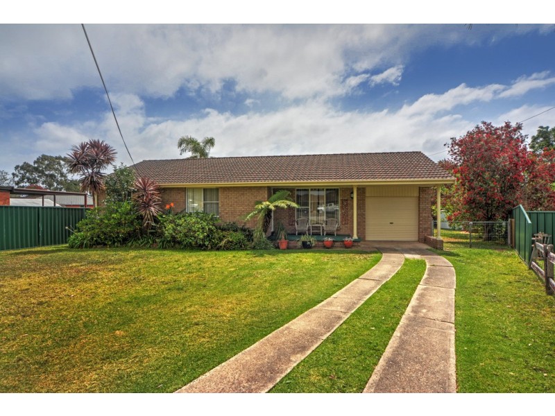 7 Ellis Place, Nowra NSW 2541