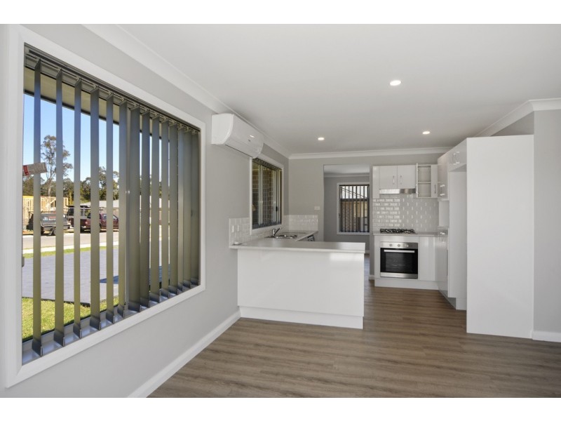 4/2 Elian Crescent, South Nowra NSW 2541