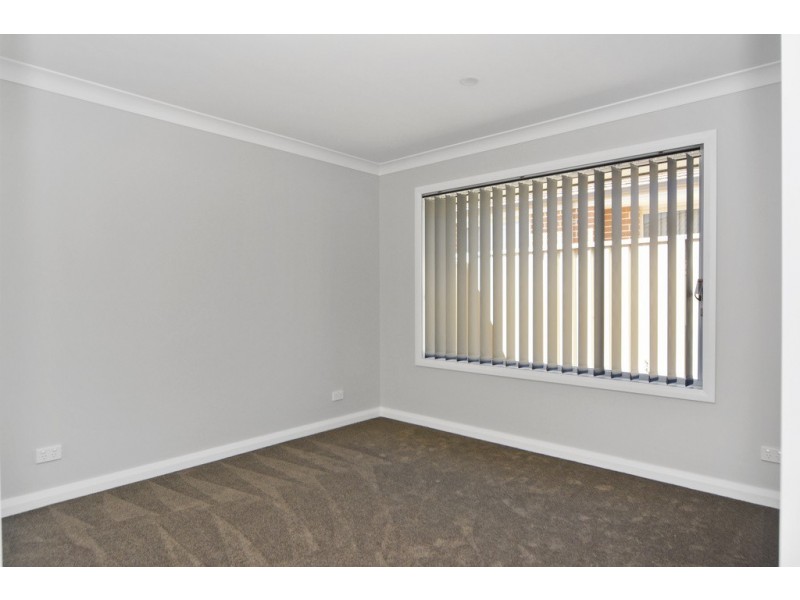 4/2 Elian Crescent, South Nowra NSW 2541