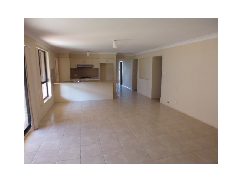 67 Rayleigh Drive, Worrigee NSW 2540