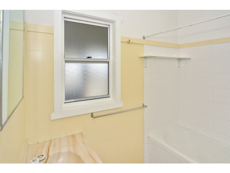 1 Morschel Avenue, North Nowra NSW 2541