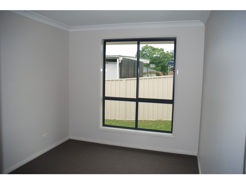2/123C Meroo Road, Bomaderry NSW 2541
