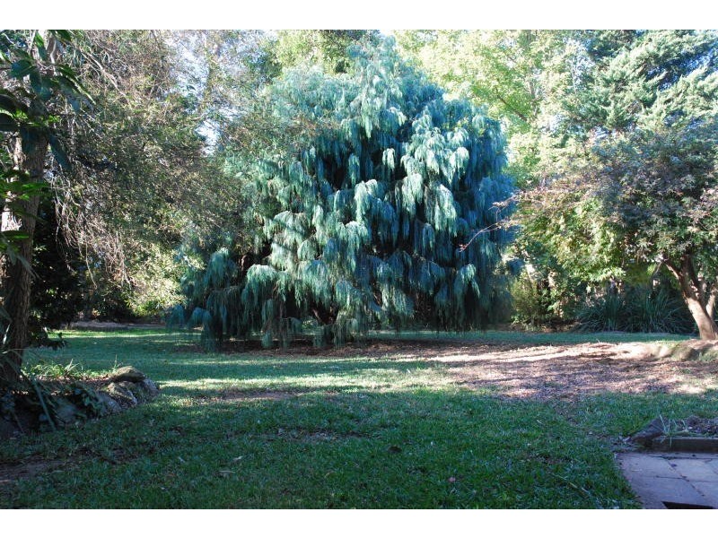 2 Groudle Glen, Bomaderry NSW 2541