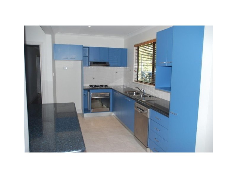 33 Walsh Crescent, North Nowra NSW 2541