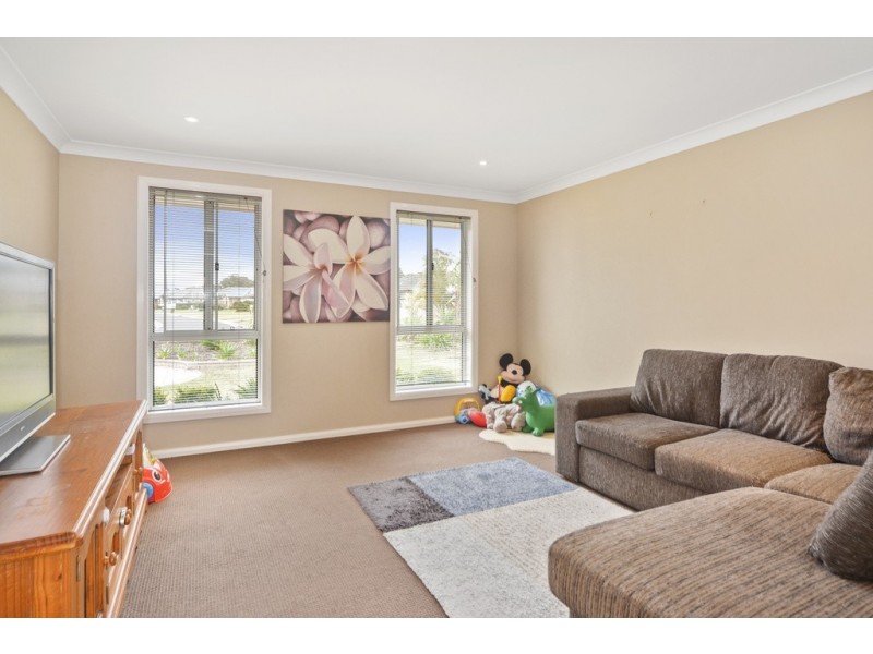 131 Rayleigh Drive, Worrigee NSW 2540