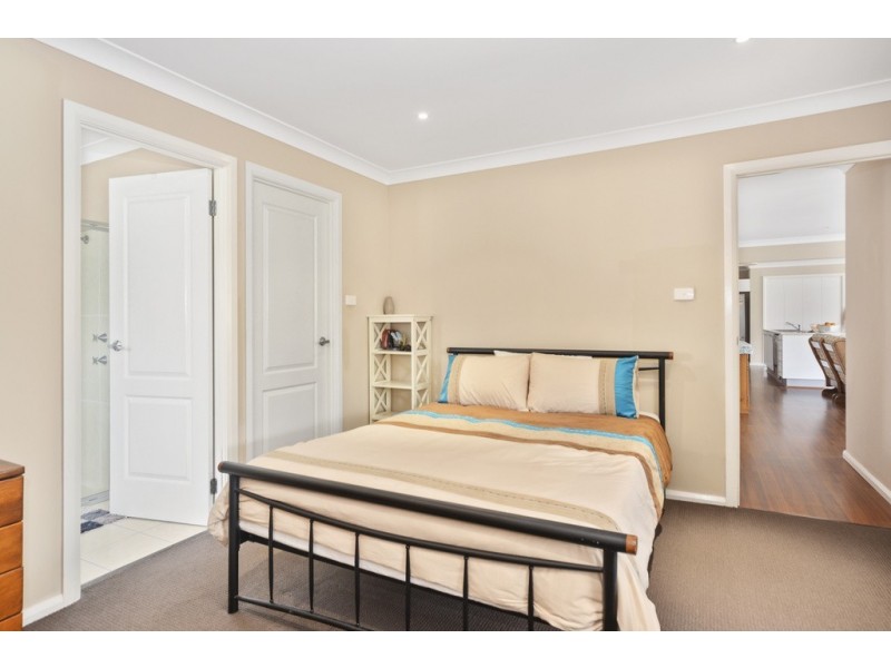 131 Rayleigh Drive, Worrigee NSW 2540