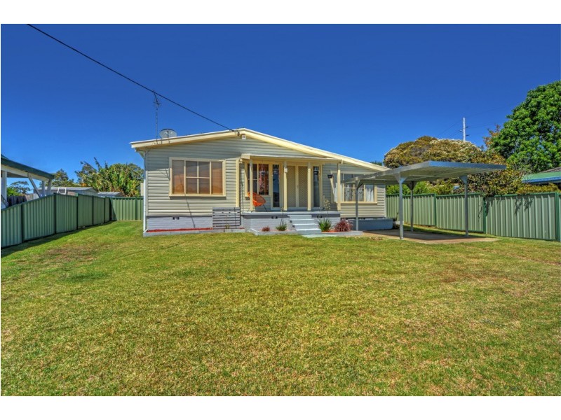 2 Page Avenue, North Nowra NSW 2541