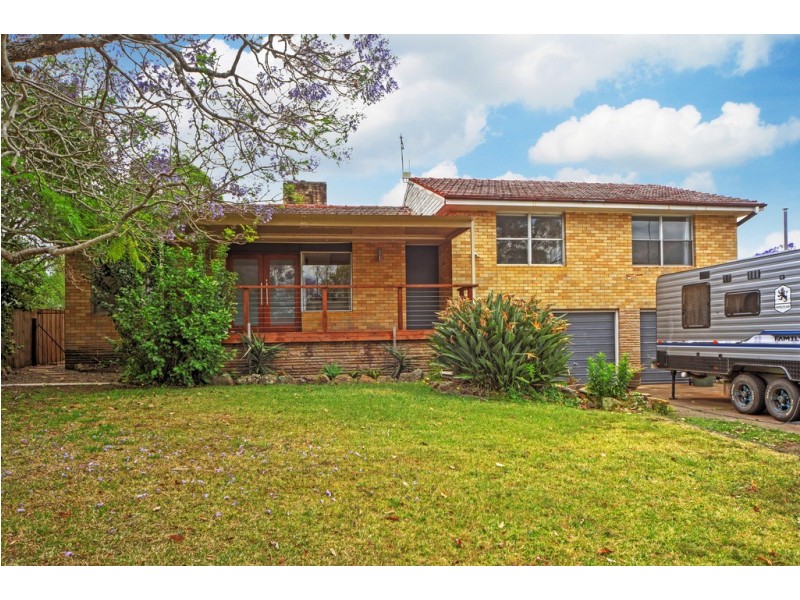 13 Shepherd Street, Nowra NSW 2541