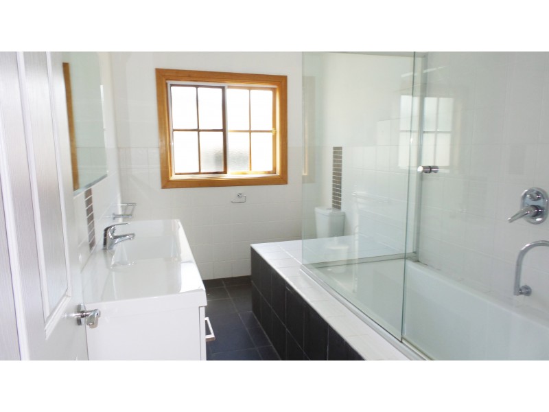 126 Osborne Street, Nowra NSW 2541