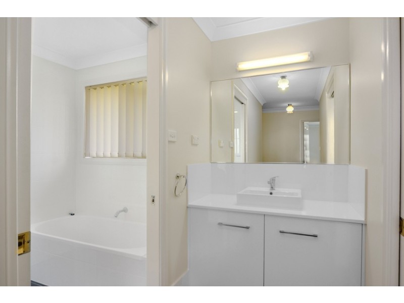 1 Brolga Place, Cambewarra NSW 2540