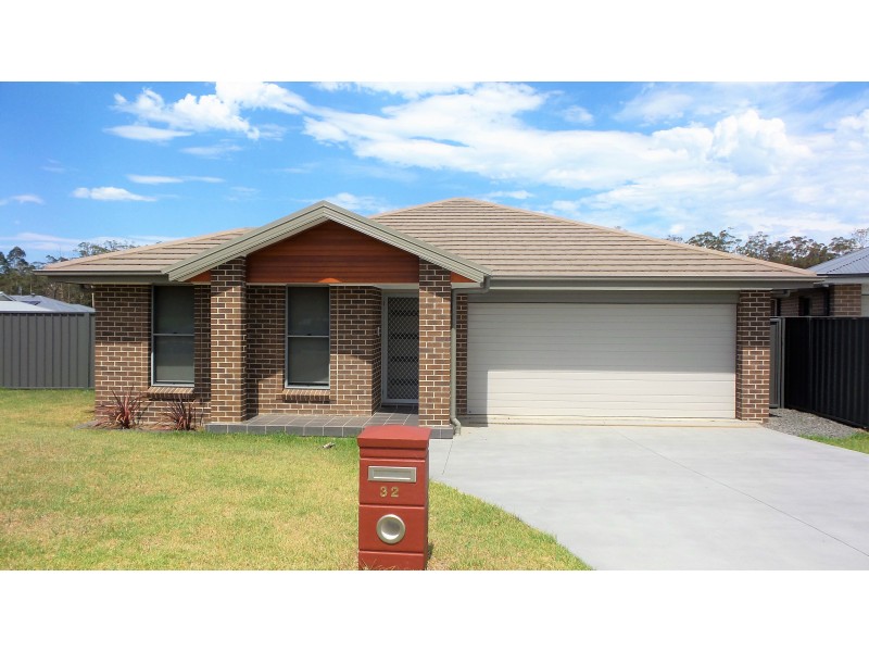 32 Fantail Street, South Nowra NSW 2541