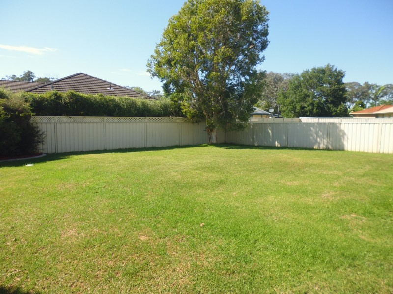 165 Rayleigh Drive, Worrigee NSW 2540