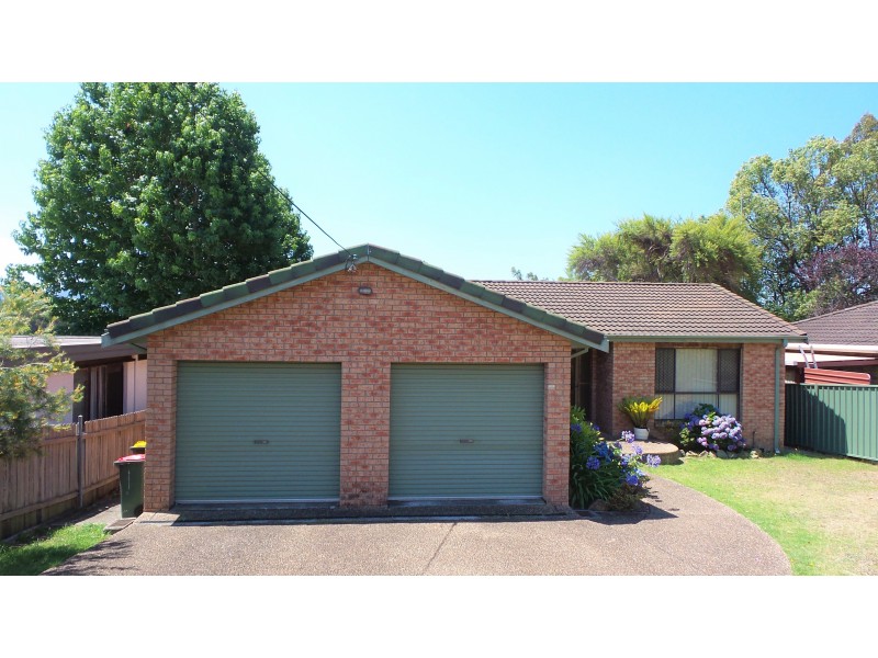 15 Elder Crescent, Nowra NSW 2541