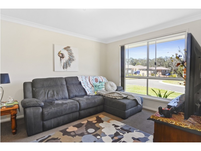 2 George Lee Way, North Nowra NSW 2541