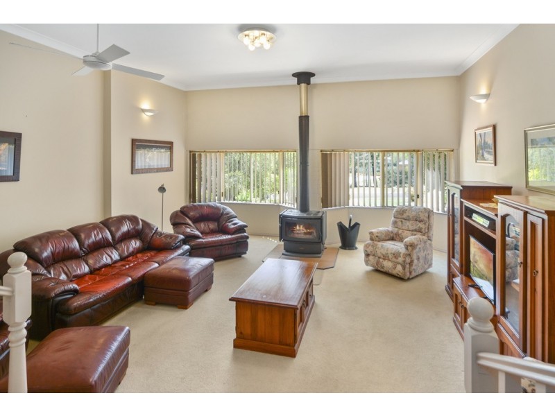 16 Lochaven Drive, Bangalee NSW 2541