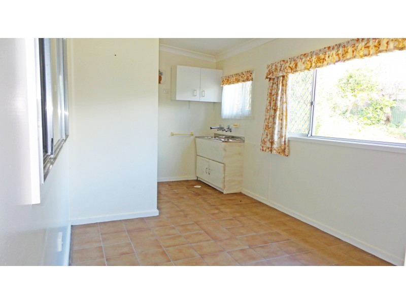 22 Hyam Street, Nowra NSW 2541