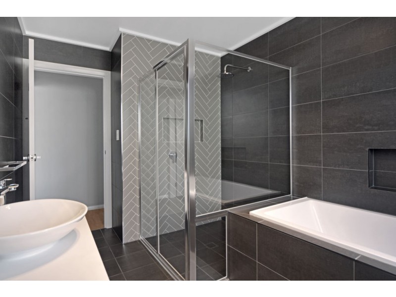 12 Alata Crescent, South Nowra NSW 2541